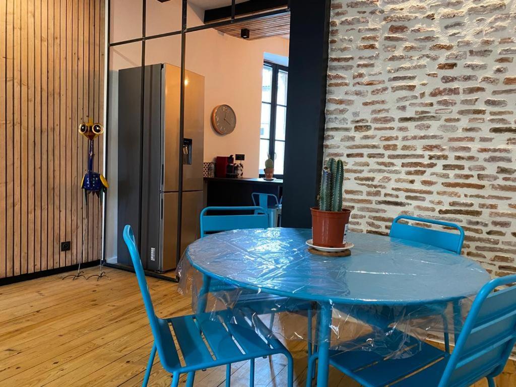 60 M2 Au Coeur Du Centre Ville Cahors Exterior foto
